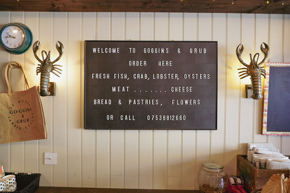 Fresh Potter Crab Shop Image